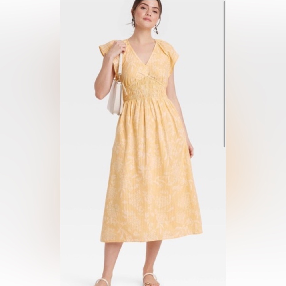 Universal Thread Light Yellow Smocked Maxi Dress